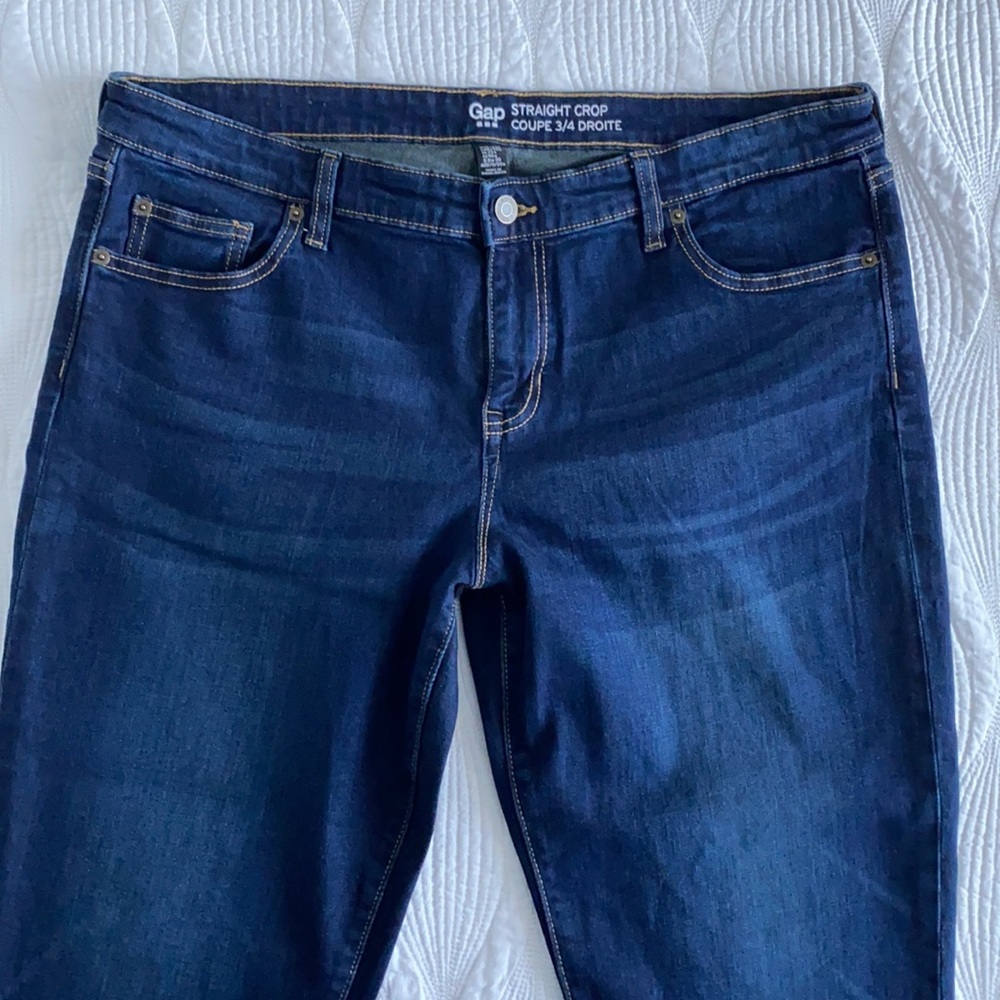 NWOT Gap Straight Cropped Dark Wash Jeans